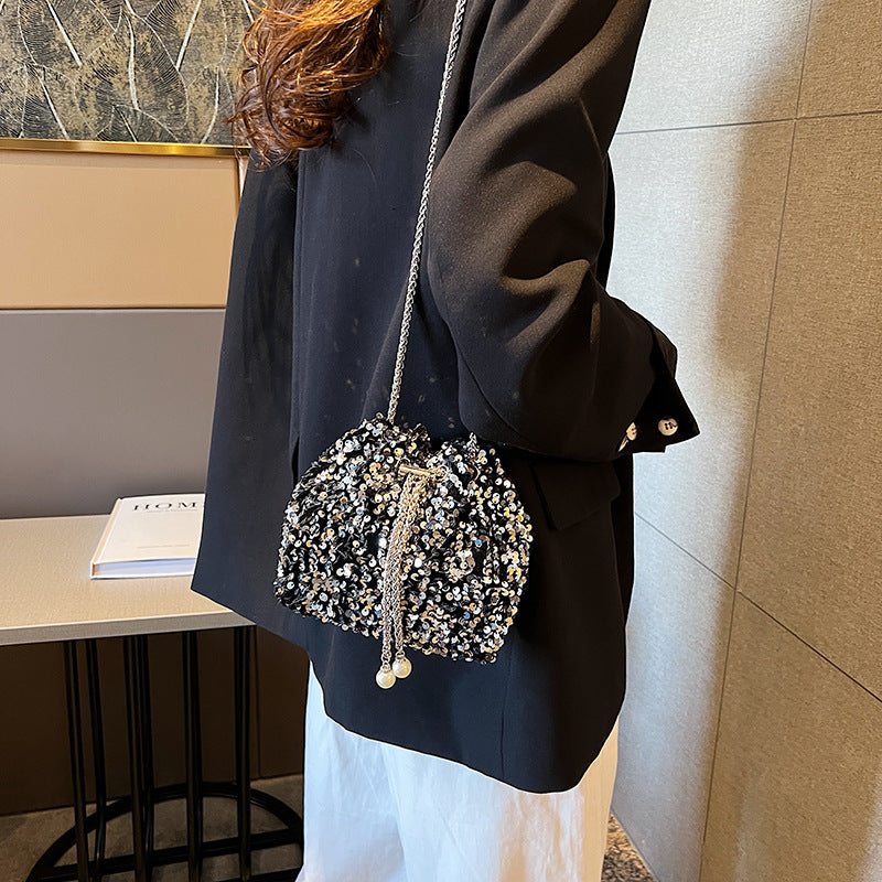 Fashionable personality sequin bag female new Korean version bucket bag foreign air shoulder bag tide cross body dinner bag